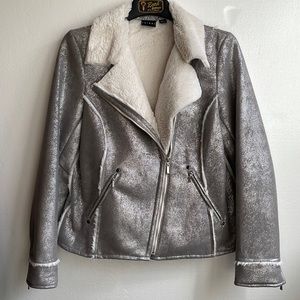 Tribal faux fur lined metallic sheen asymmetric zip closure jacket size large